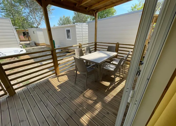 キャンプ場 Reno Village *