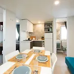 Reno Village * كاسال بورسيتي