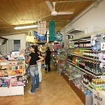 Reno Village كاسال بورسيتي